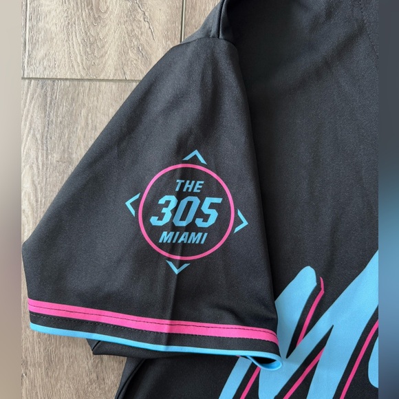 Furious Motorsport Leclerc #16 Vice City Jersey Miami Men's Medium Formula 1 🏁 - Picture 6 of 13